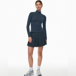 Aritzia TnAction TnaMOVE™ Tennis Mini Skirt in Total Eclipse